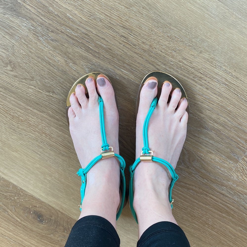 Target • Sandals • 8 - Picture 2 of 3
